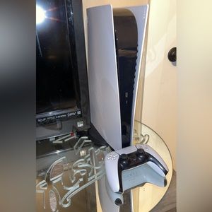 Brand new PS5
